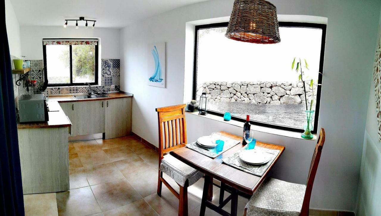 Ocean View Apartment Плая Бланка Екстериор снимка